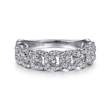 Load image into Gallery viewer, 14K White Gold Chain Link Stackable Diamond Ring
